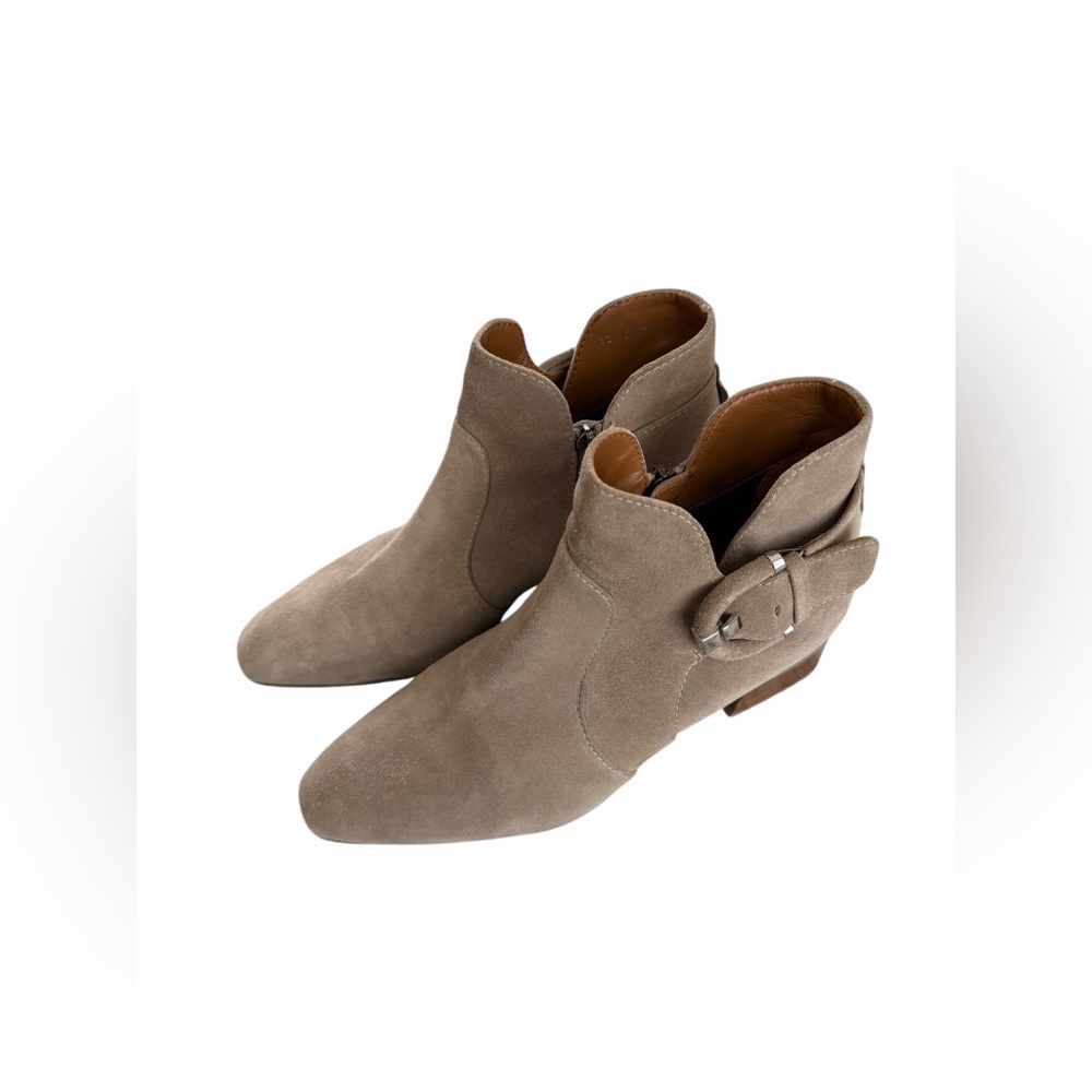 Aquatalia Fiamma Weatherproof Taupe Suede Almond Toe Bootie Weatherproof Size 9 - Picture 2 of 11